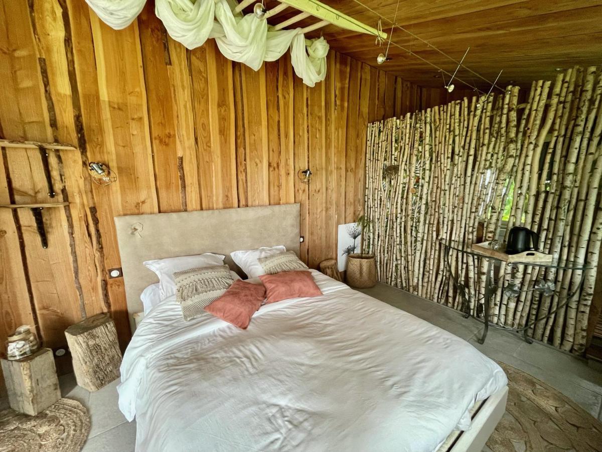 Bed and Breakfast Le p'tit nid de Gabriel Les Touches-de-Périgny Exterior foto